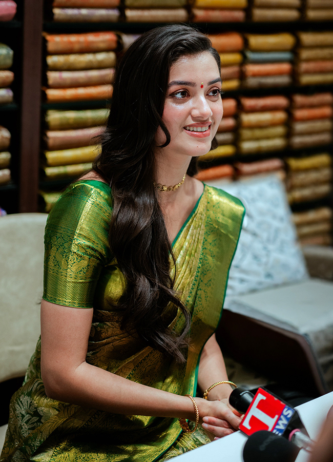 Actress Bhagyashri Borse created a buzz in Nirmal Telangana17