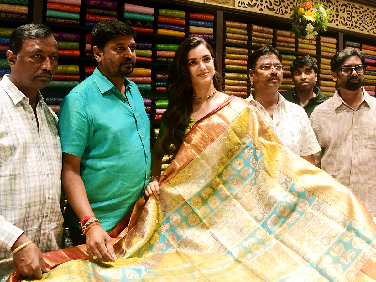Actress Bhagyashri Borse created a buzz in Nirmal Telangana4