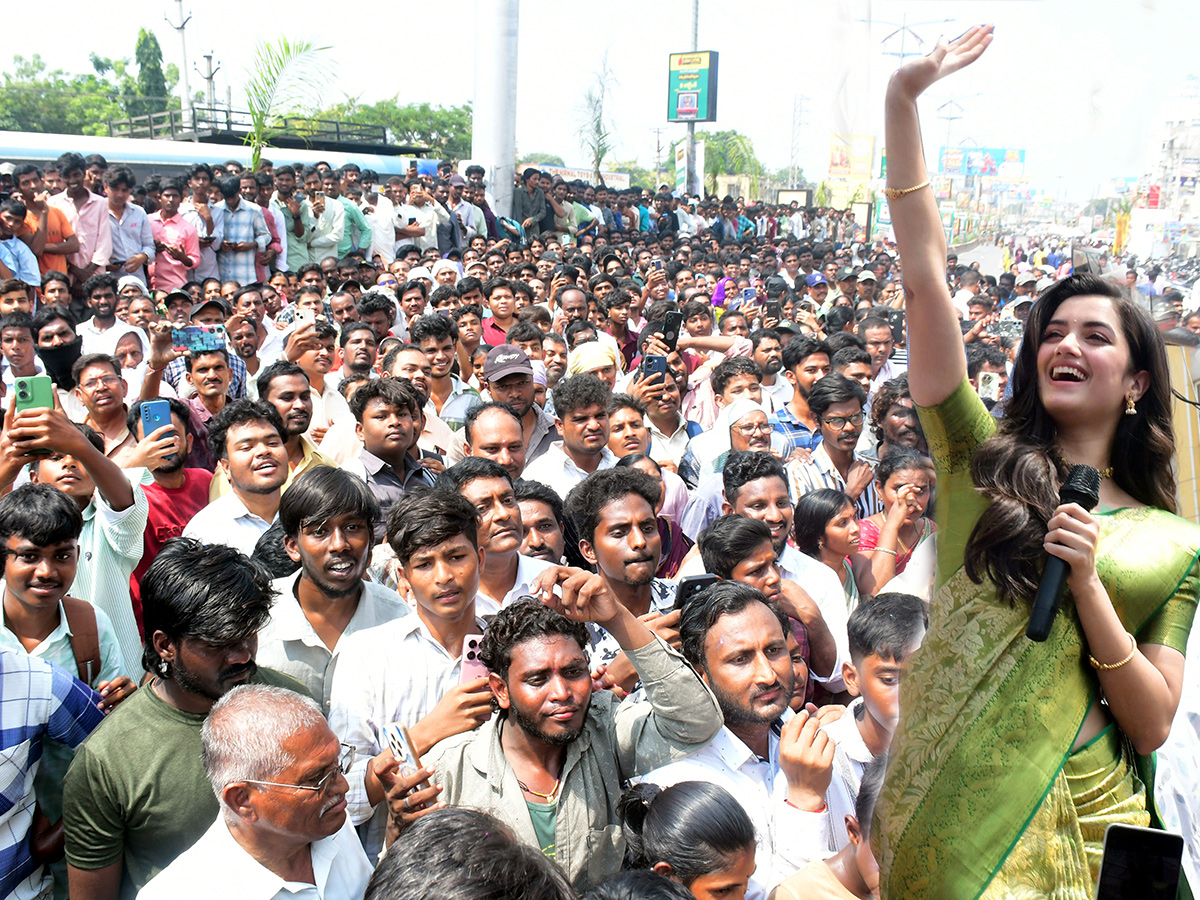 Actress Bhagyashri Borse created a buzz in Nirmal Telangana5