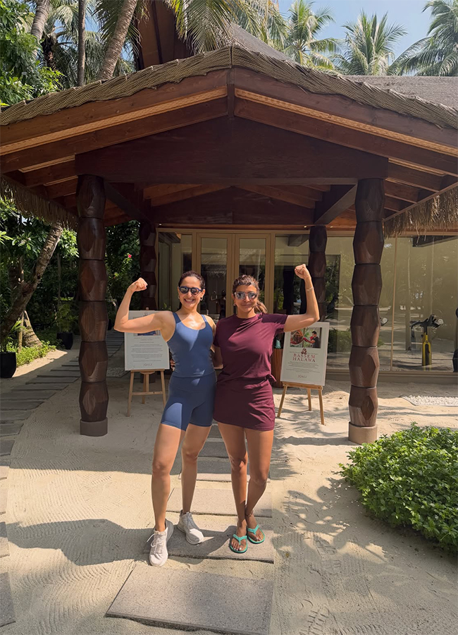 HDB Lakshmi Manchu: Pragya Jaiswal Share Viral Photos4