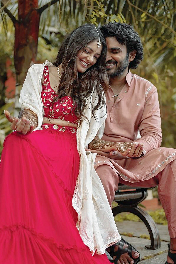 Hero Kiran Abbavaram And Rahasya Gorak Magical Moments In Wedding Photos8