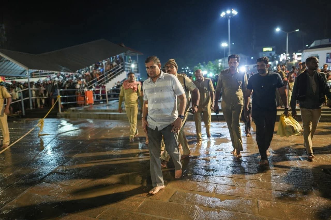 శబరిమలలో డీజీపీ చంద్రశేఖర్ పరిశీలన