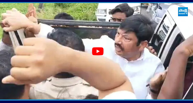 పక్కకు తప్పుకోండి.. జోగి రమేష్‌ను అడ్డుకున్న పోలీసులు