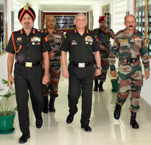 Bipin Rawat With Army Officials