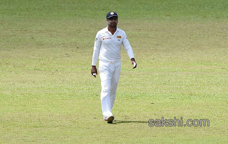 india beats srilanka in 2nd test - Sakshi