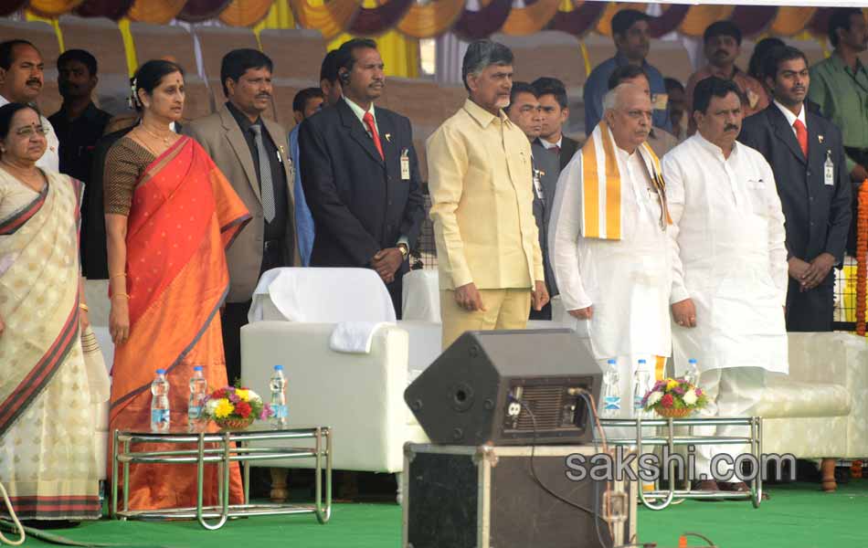 AP Govt official Republic Day celebrations in Vijayawada - Sakshi