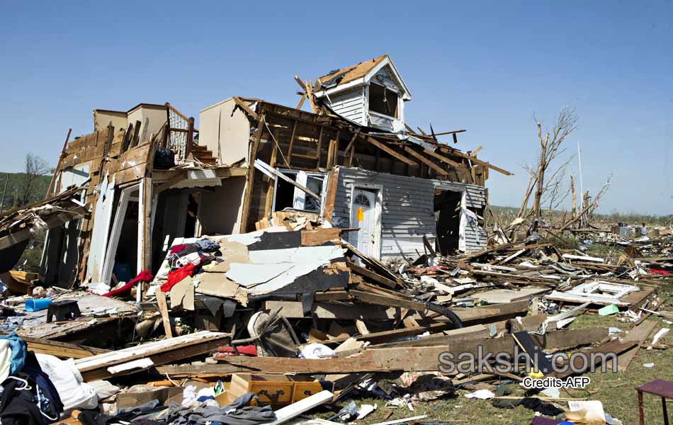 Alabama Mississippi Brace for 2nd Hit as Tornado Toll Reaches