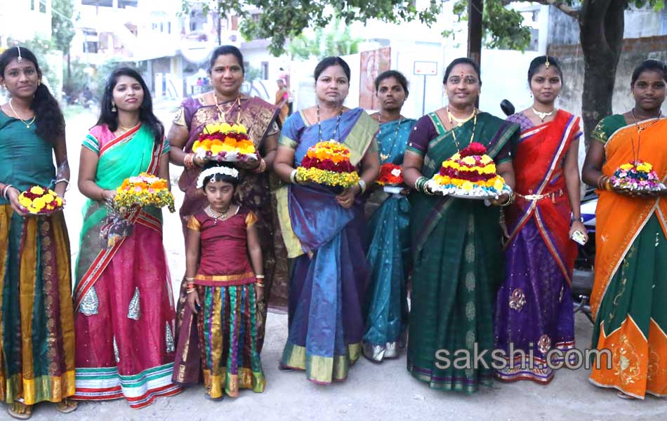 TRS Kavitha Bathukamma Celebrations