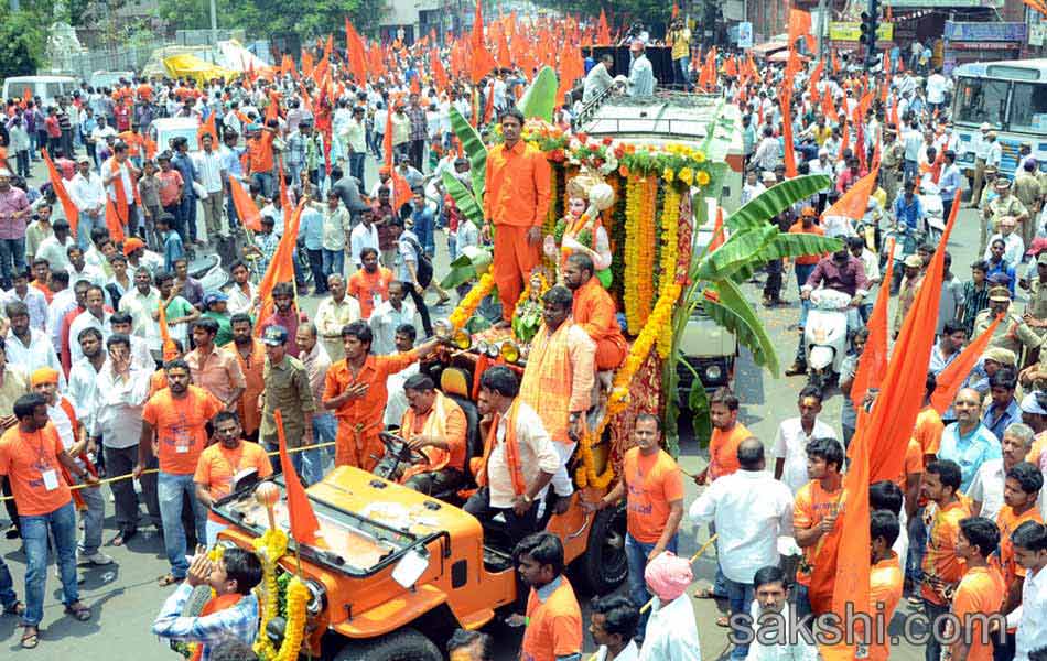 hundred of devotees attend to Hanuman Jayanti celebrations in hyderabad