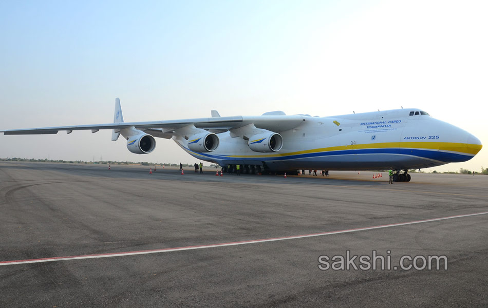 worlds largest cargo aircraft