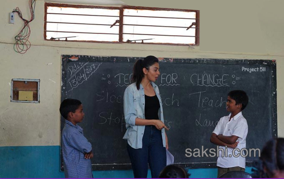 Rakul preet singh turns teacher