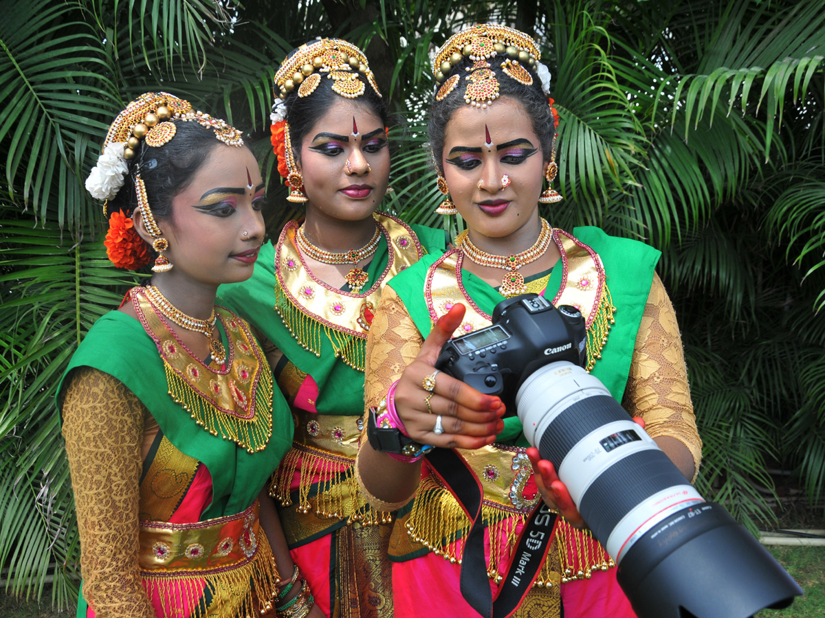 TGPVWA Photo Trade Expo 2018 at Jalavihar Photo Gallery - Sakshi