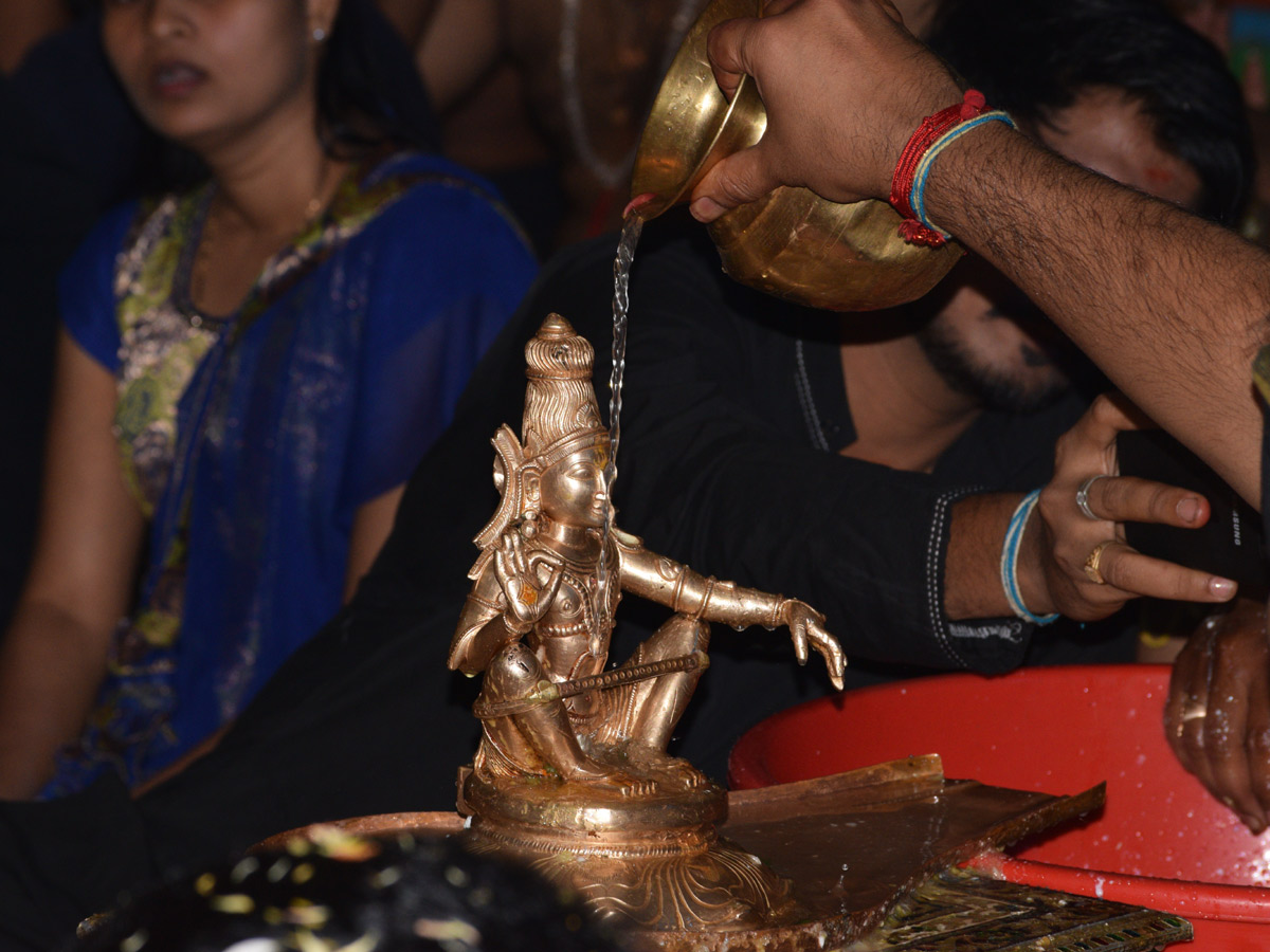 Sharwanand Mahapadi Pooja to Ayyappa Swamy Photo Gallery - Sakshi