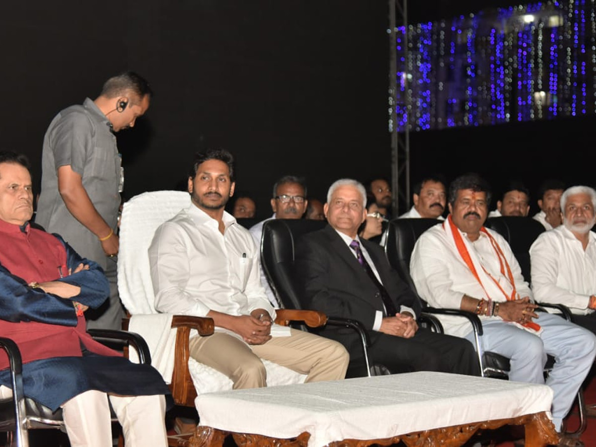 AP CM YS Jagan Mohan Reddy to inaugurate Visakha Utsav 2019 Photo Gallery - Sakshi
