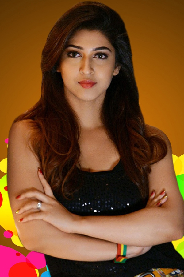 actress sonarika bhadoria exclusive photo Gallery - Sakshi