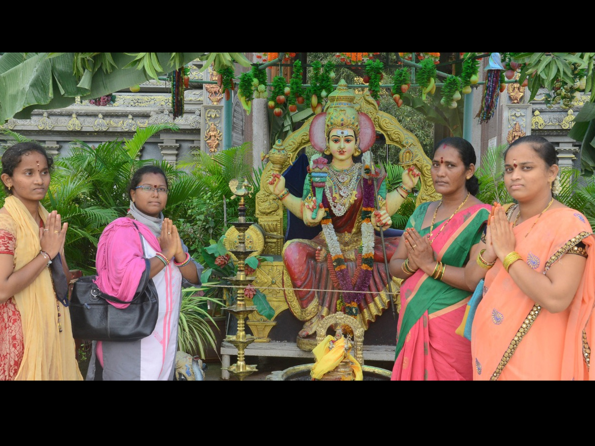Sravana Sukravaram Celebrations at Durga Temple in Vijayawada ...