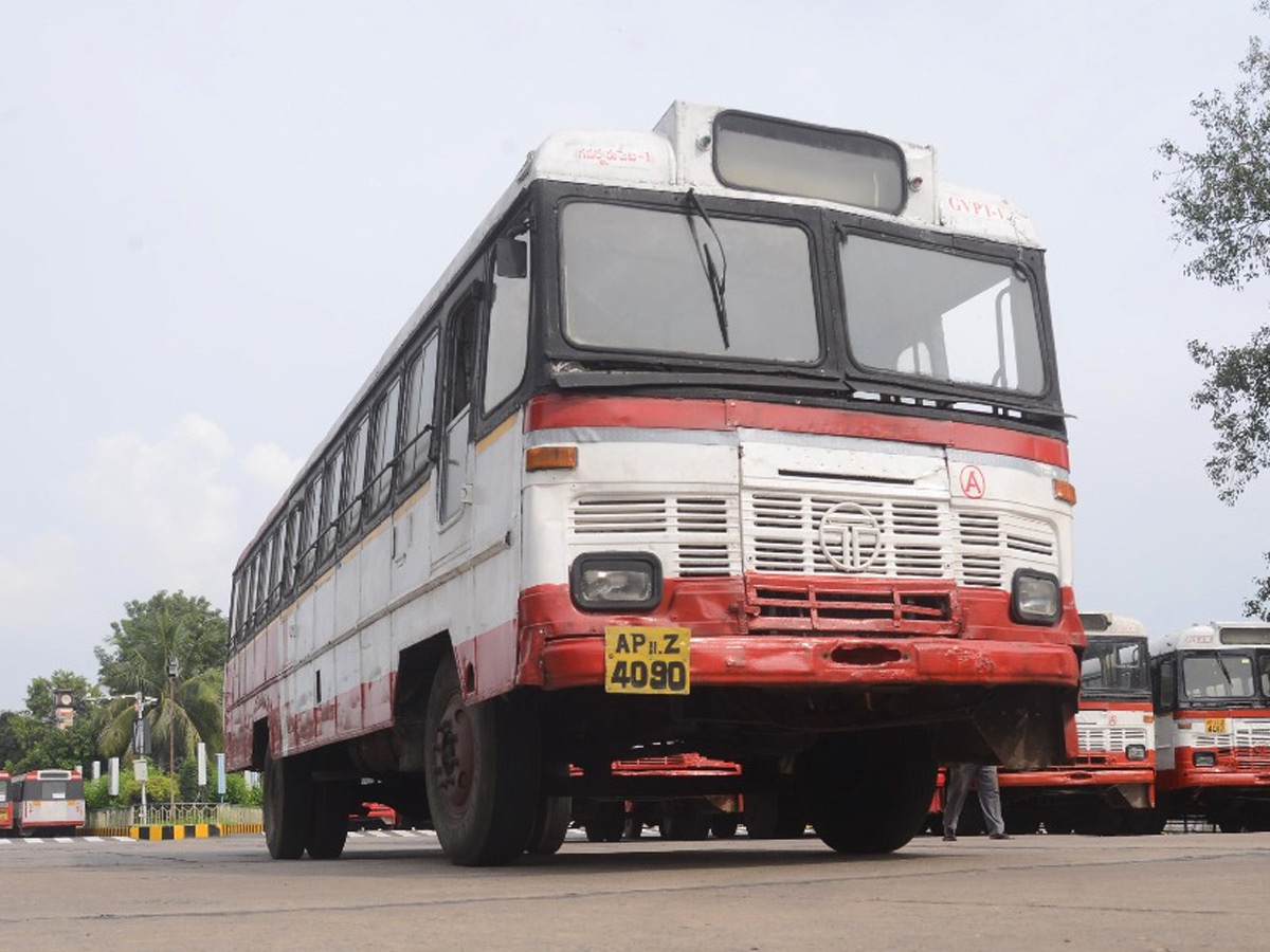  APSRTC bus services to start from tomorrow in Andhra pradesh Photo Gallery - Sakshi