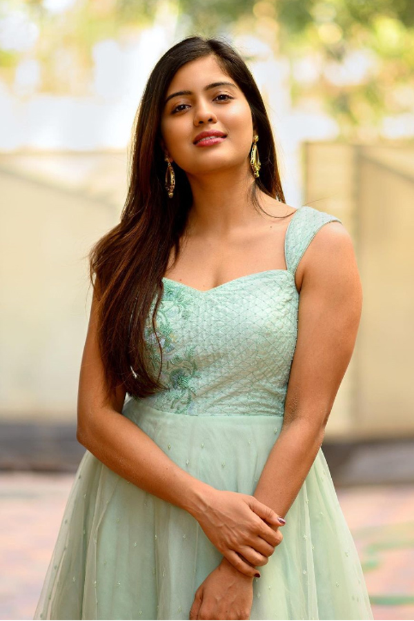 Amritha Aiyer Latest Pictures Photo Gallery - Sakshi
