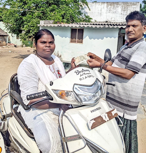 YSR Pensions Home Delivery In All Over AP - Sakshi