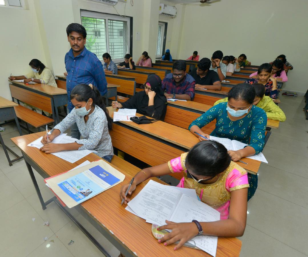 Sakshi NEET Mock Test In Andhra Pradesh - Sakshi