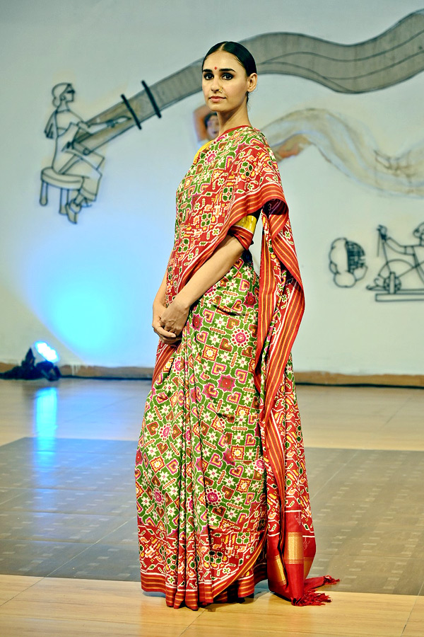 Handloom Day Fashion Show At Madhapur - Sakshi