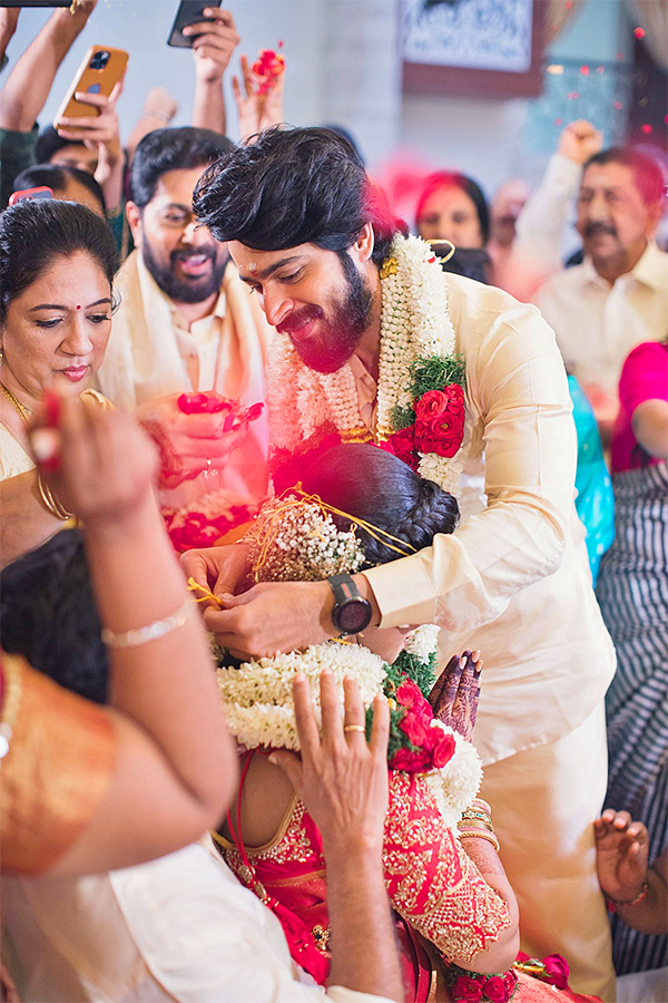Harish Kalyan Wedding Photos HD - Sakshi