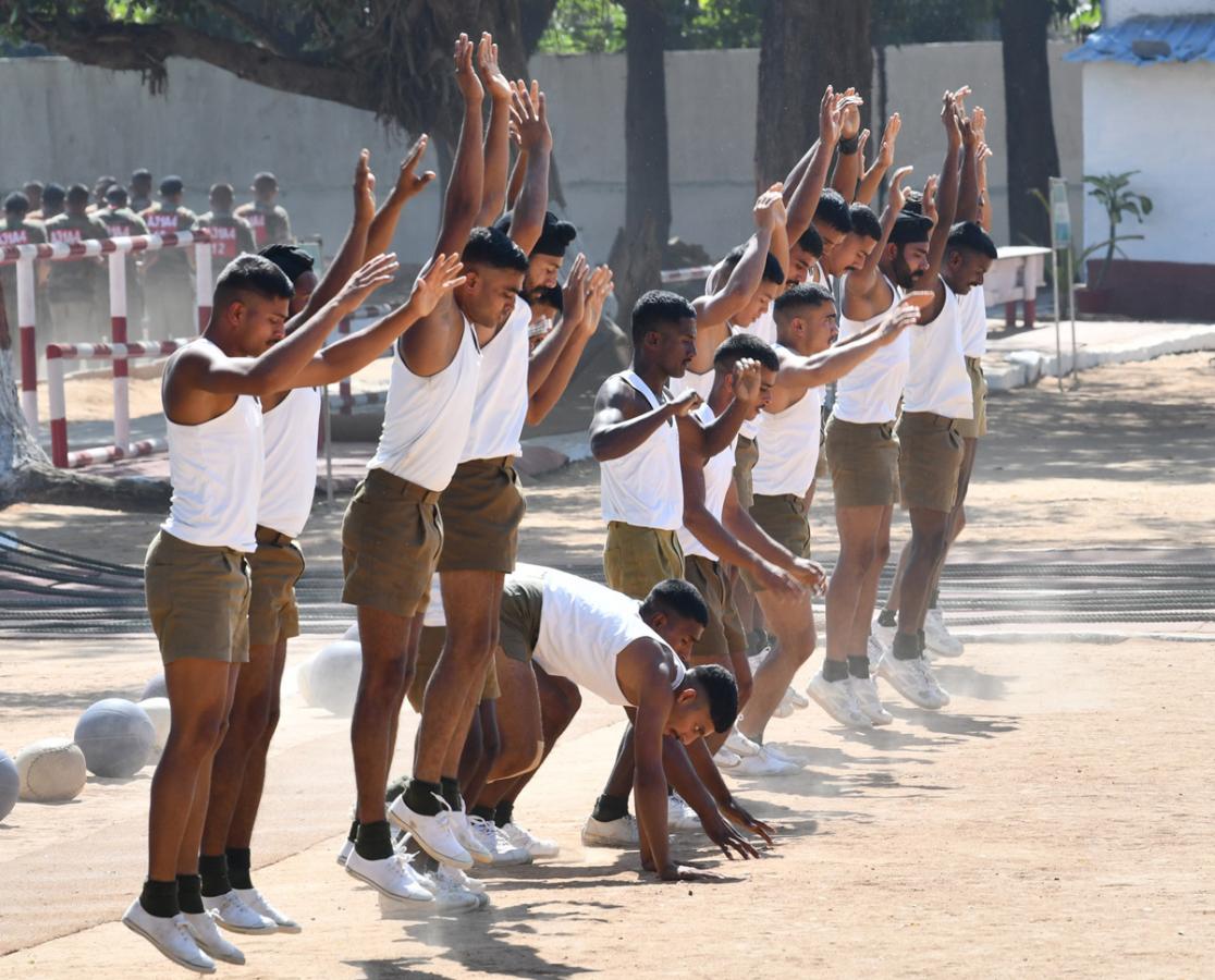 Hyderabad: First batch of Agniveers commence training at Artillery Centre - Sakshi