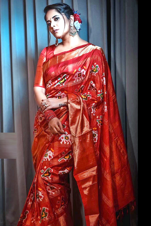  Anasuya Bharadwaj In Red Saree Photos  - Sakshi