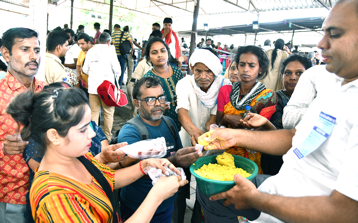 Fish Medicine Distribution Nampally Exhibition Grounds Photos - Sakshi