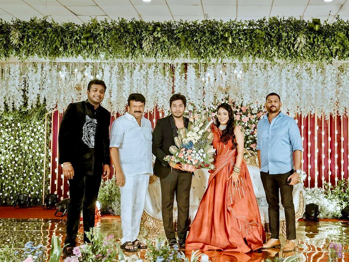 Celebrities At Rahul Sipligunj Brother wedding photo Goes Viral - Sakshi