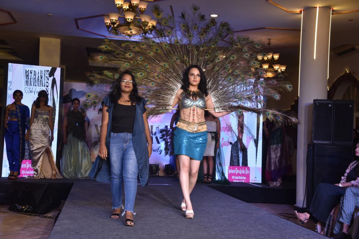 Models and Students At IFS International Fashion Show Photos - Sakshi