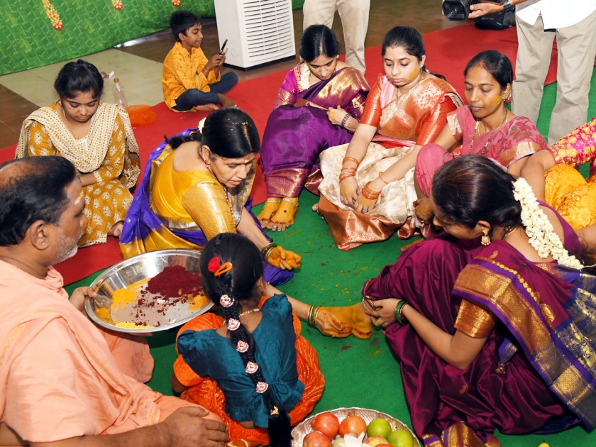 Dussehra Navratri Celebrations At Indrakiladri - Sakshi