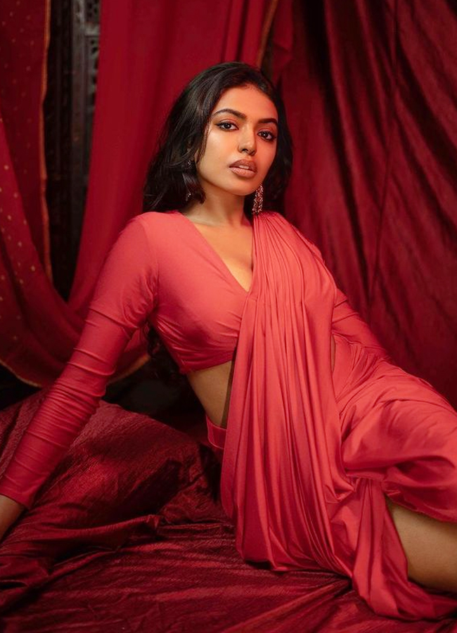 Shivani Rajashekar Glamorous Looks - Sakshi