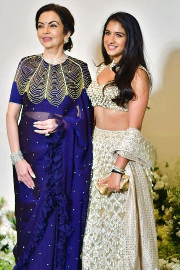 Bollywood celebrities attend Manish Malhotras Diwali party Photos - Sakshi