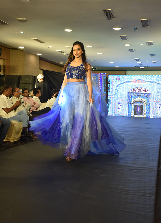Models wowed at the Indo Cotton Fashion Show Hyderabad - Sakshi