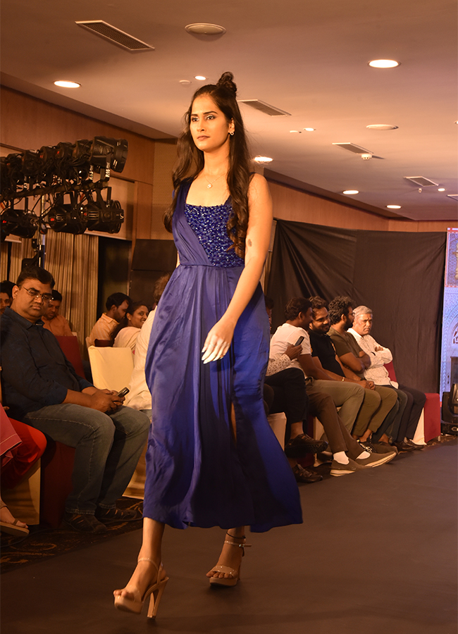 Models wowed at the Indo Cotton Fashion Show Hyderabad - Sakshi