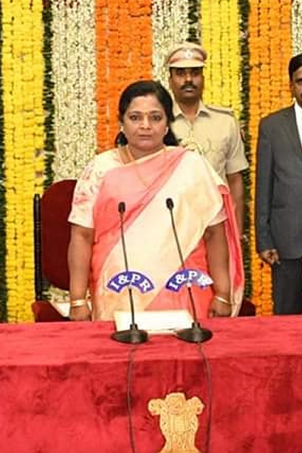 Telangana governor Tamilisai Soundararajan resigns Photos - Sakshi
