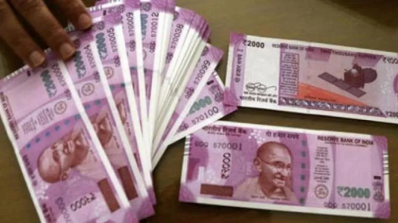Gujarat, Bengal top in seizure of new fake notes - Sakshi