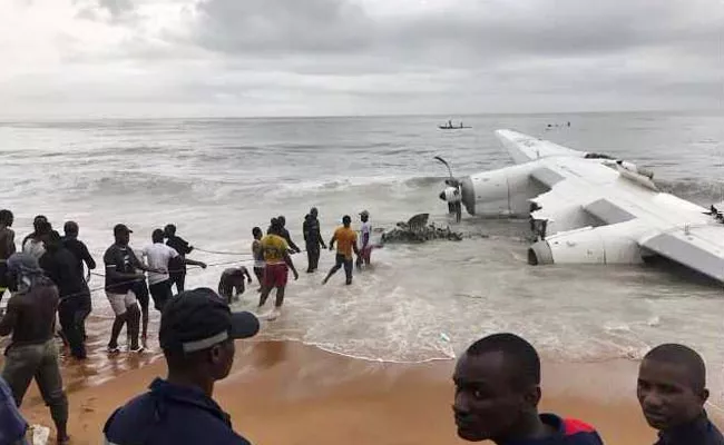 At Least Four Killed In Plane Crash In Ivory Coast