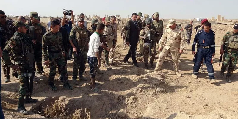 Iraqi forces retake last ISIS-held town - Sakshi