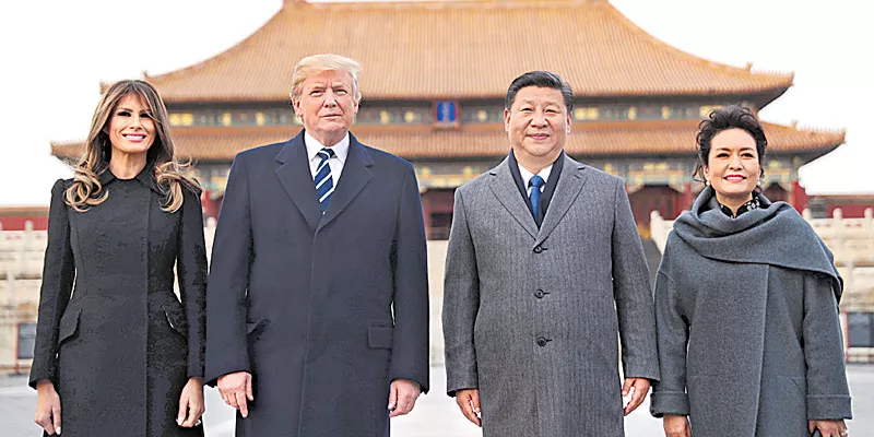 President Trump, Melania Trump welcomed by China's Xi at Forbidden City - Sakshi