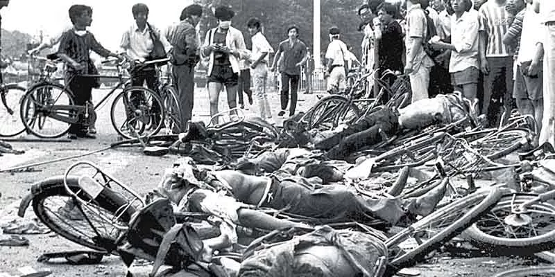 10,000 killed in China 1989 Tiananmen crackdown - Sakshi