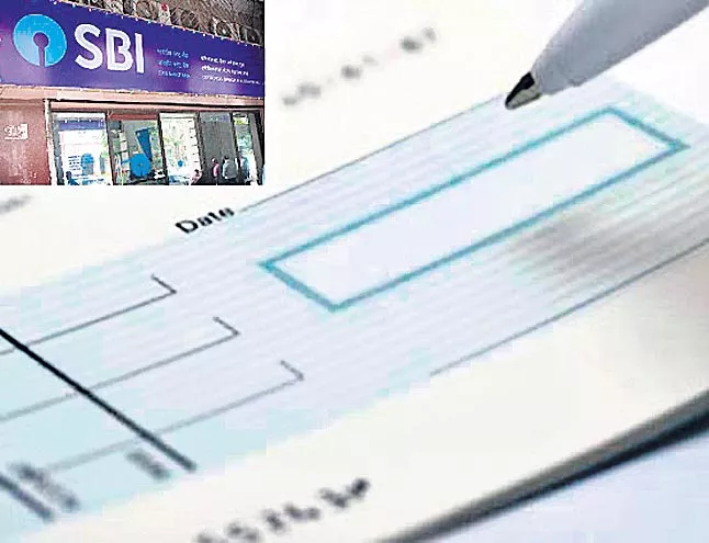 Do you have a checkbook in banks that are merged with SBI? - Sakshi