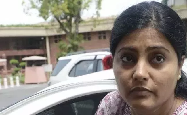 Union Minister Anupriya Patel Injured in an Accident - Sakshi
