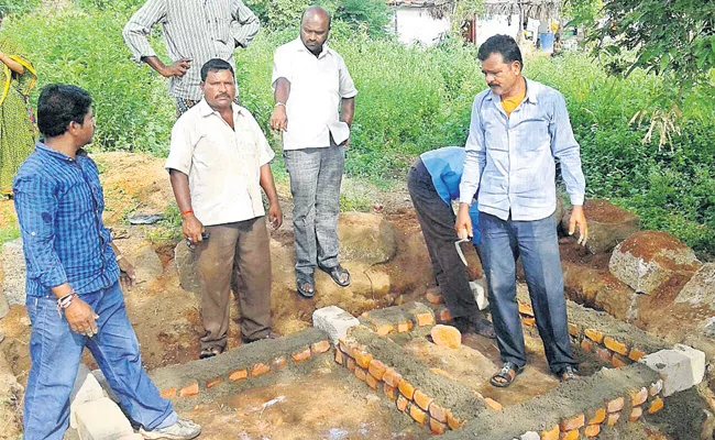 corruption in toilets construction in sircilla - Sakshi