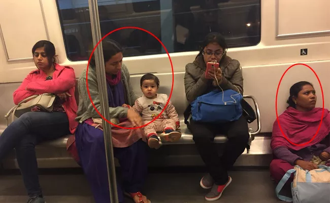 Woman reacted on class discrimination Criticism in Delhi Metro - Sakshi