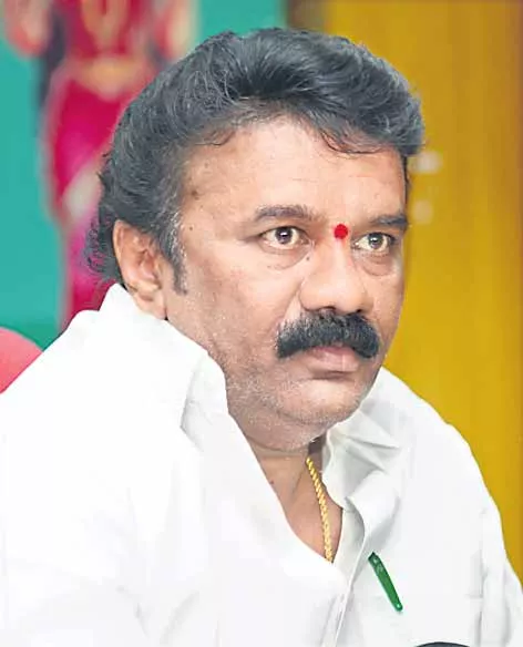 minister talasani fire on vijaya Dairy  - Sakshi