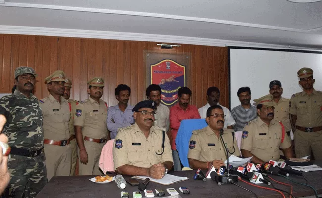 police arrested five marijuana smugglers in nizamabad   - Sakshi