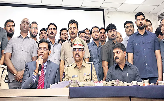 taskforce police arrest bank loans cheater rangareddy - Sakshi