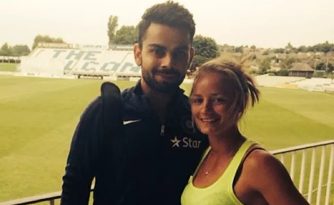 Kohli Fans Warn England Woman Cricketer Danielle Wyatt - Sakshi